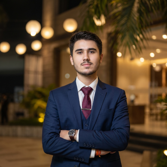 Vijay Bhutt - Creative Director at CreatorLayer